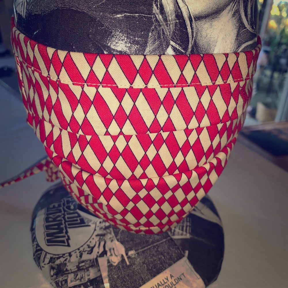 Handmade Face Mask with pleats. 100% cotton